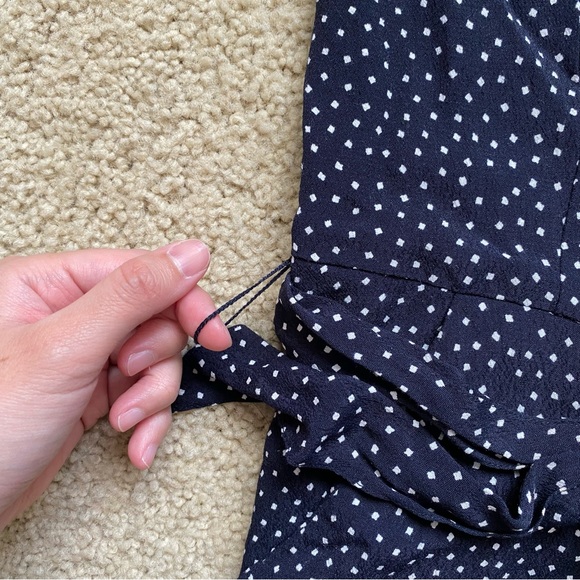 Loft Polka Dot Square Neck Sleeveless Cropped Jumpsuit Tie Waist Belt Size 0P - Picture 5 of 14